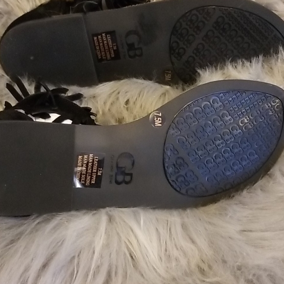 Sandals - Picture 3 of 4